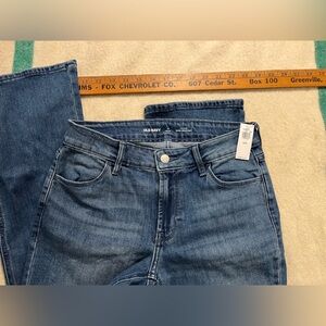 Old Navy mid rise Boot Cut Wow Jeans - 4 Short